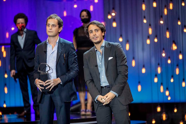 Ilan Amouyal y David Zerat durante la gala de premios en el Festival Internacional de Cine de San Sebastián 2020. / E. PRESS