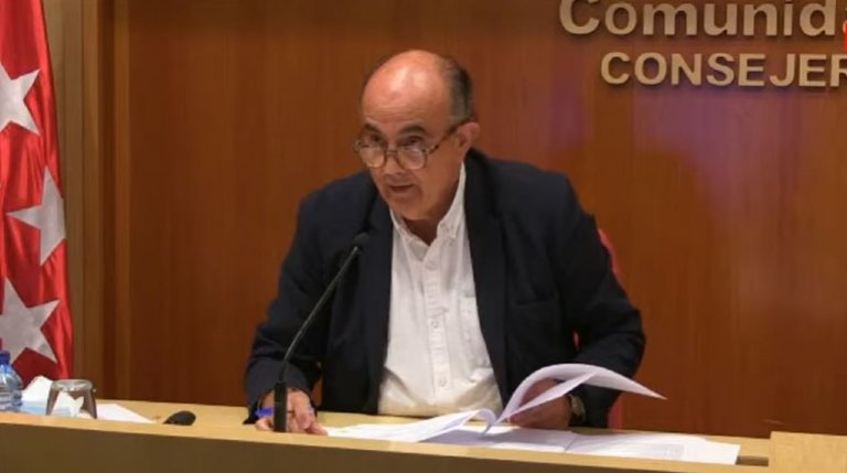 El viceconsejero de Sanidad de la Comunidad de Madrid, Antonio Zapatero, comparece en rueda de prensa.