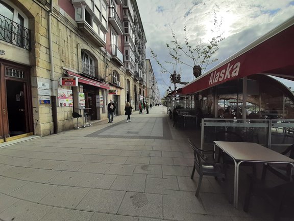 Vista de un establecimiento en el centro de Santander. / S. DÍAZ
