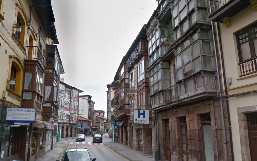 Vista de la calle centrica de Cabezón de la Sal, Cantabria. / ARCHIVO
