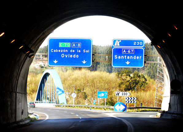 Vista de la autovía a-8 en Cantabria. / Hardy