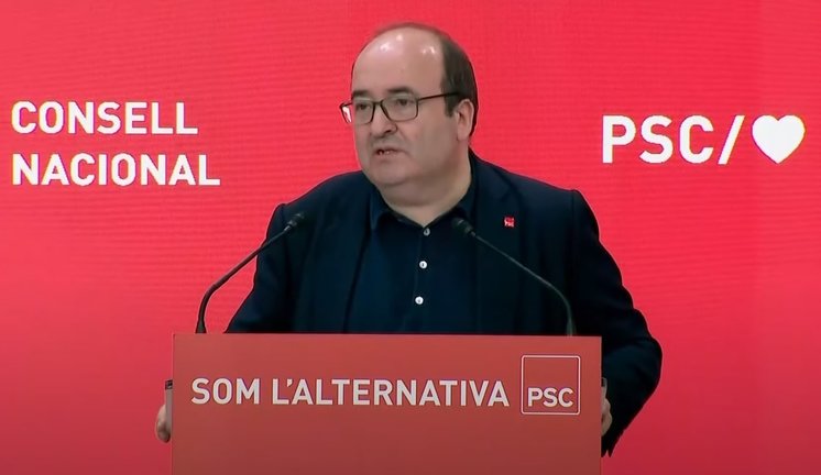 El ministro de Política Territorial y Función Pública y primer secretario del PSC, Miquel Iceta, durante su intervención en el Consell Nacional del partido.