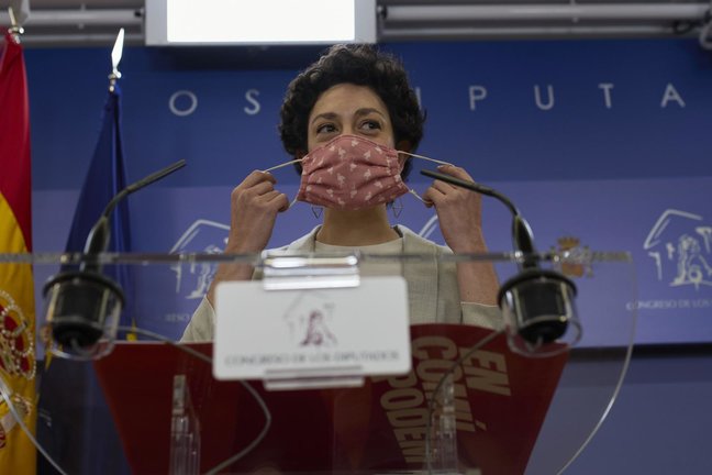 La portavoz parlamentaria de Unidas Podemos, Aina Vidal, interviene en una rueda de prensa anterior a una Junta de Portavoces, a 8 de junio de 2021, en la Sala Constitucional del Congreso de los Diputados, Madrid, (España).