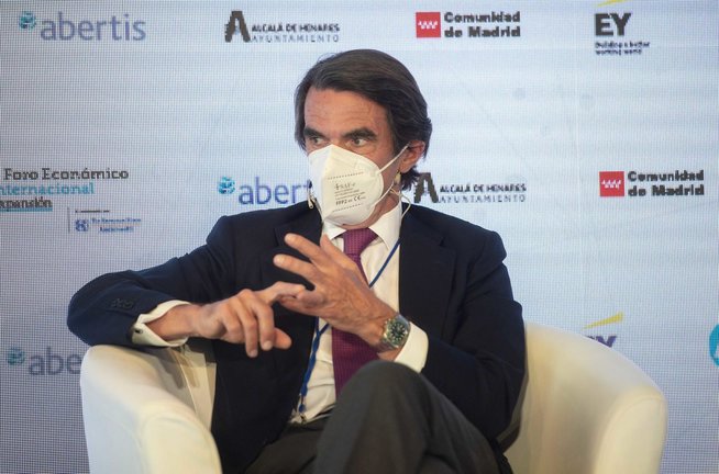 El expresidente del Gobierno de España, José María Aznar, participa en la sesión 'Globalización en un orden internacional en constante cambio' del II Foro Económico Internacional, a 8 de junio de 2021,