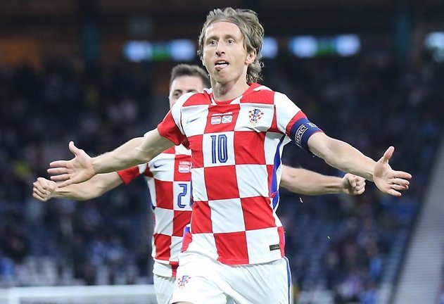 Luka Modric of Croatia celebrates after scoring his team's second goal during the UEFA EURO 2020 group D preliminary round soccer match between Croatia and Scotland in Glasgow, Britain, 22 June 2021. (Croacia, Reino Unido) EFE/EPA/Robert Perry / POOL (RESTRICTIONS: For editorial news reporting purposes only. Images must appear as still images and must not emulate match action video footage. Photographs published in online publications shall have an interval of at least 20 seconds between the posting.)