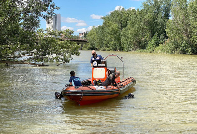 Servicios de emergencia buscan a un joven desaparecido en el río Pisuerga a su paso por Valladolid