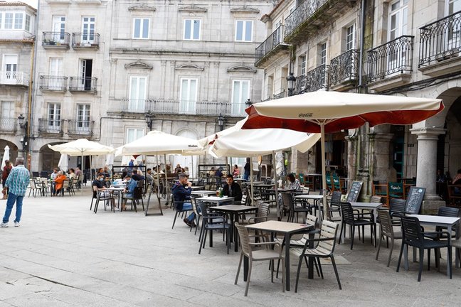 Una terraza de Vigo, a 26 de junio de 2021, en Pontevedra, Galicia.