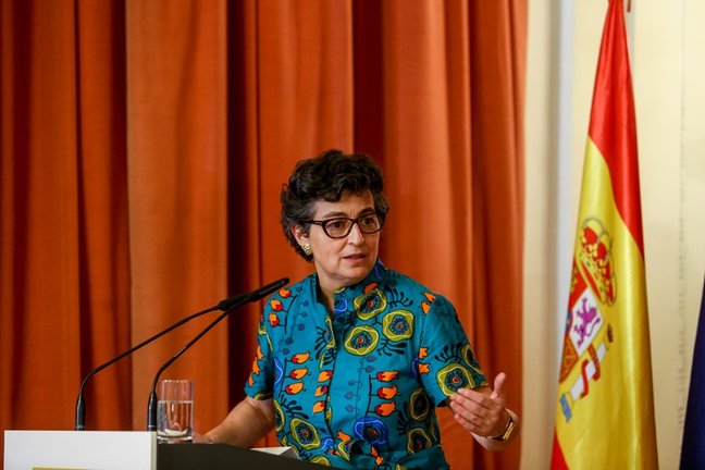 La ministra de Asuntos Exteriores, Unión Europea y Cooperación, Arancha González Laya, asiste a la presentación de la Guía Diplomática Gastronómica en el Casino de Madrid, a 30 de junio de 2021, en Madrid (España).
