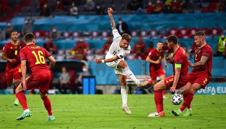 Ciro Immobile (C) of Italy in action during the UEFA EURO 2020 quarter final match between Belgium and Italy in Munich, Germany, 02 July 2021. (Bélgica, Alemania, Italia) EFE