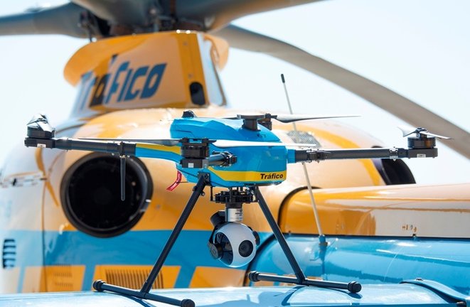Archivo - Uno de los drones de la DGT que vigilará las carreteras este verano
