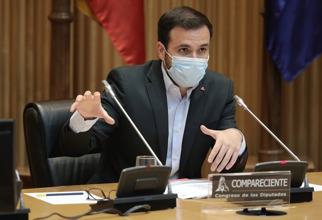 El ministro de Consumo, Alberto Garzón, interviene en una Comisión de Sanidad y Consumo en el Congreso, a 16 de junio de 2021, en la Sala Ernest Lluch del Congreso de los Diputados, Madrid, (España). 