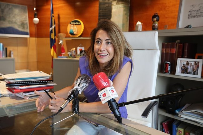Archivo - La nueva ministra de Transportes, Movilidad y Agenda Urbana, Raquel Sánchez Jiménez
