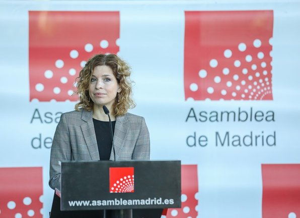 La portavoz del PSOE en la Asamblea de Madrid, Hana Jalloul, interviene en una rueda de prensa previa a una sesión de control al Gobierno de la Comunidad de Madrid en la Asamblea de Madrid, a 8 de julio de 2021, en Madrid, (España). 