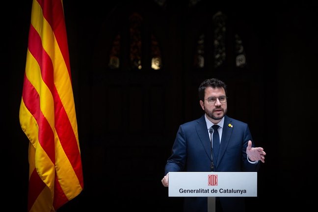 El presidente de la Generalitat, Pere Aragonès, durante una reunión con los representantes del cuerpo consular acreditado en Barcelona en el Palau de la Generalitat