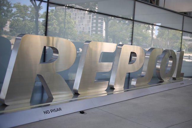 La sede nacional de Repsol, a 8 de julio de 2021, en Madrid (España). La Audiencia Nacional ha imputado a Repsol y Caixabank por cargos de cohecho y revelación de secretos en el caso Villarejo. Representantes de Repsol y Caixabank han sido citados para de
