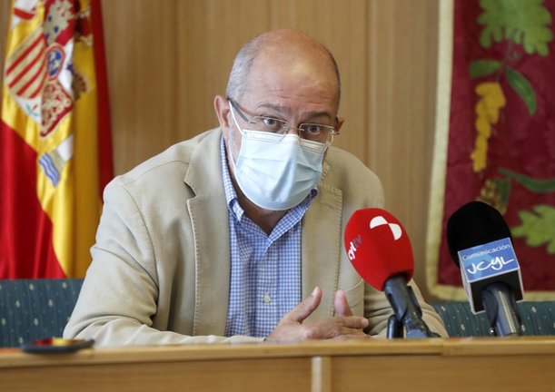 Igea durante la rueda de prensa en Aguilar (Palencia).