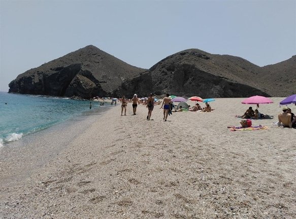 Archivo - Playa de Los Muertos en Carboneras (Almería)