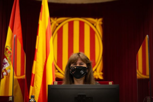 La presidenta del Parlament, Laura Borràs, interviene durante un Pleno en el Parlament de Catalunya, a 22 de julio de 2021, en Barcelona, Catalunya (España). La sesión de hoy es una continuación de las de ayer y el martes 20. En el pleno de este miércoles