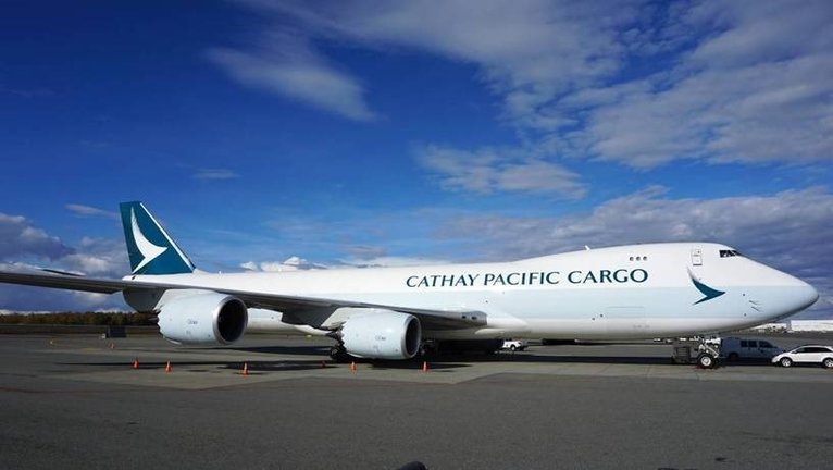 Archivo - Avión de Cathay Pacific.