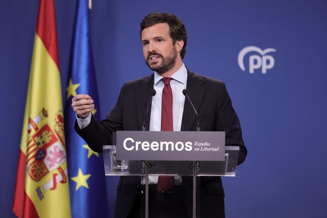 El presidente del PP, Pablo Casado, durante una rueda de prensa en la sede del partido, a 29 de julio de 2021, en Madrid (España). La comparecencia ha tenido lugar después de otra del presidente del Gobierno. 