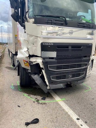 Camión que conducía el detenido por presunto homicidio imprudente al atropellar mortalmente a un peatón en La Jonquera (Girona) el 1 de agosto de 2021.