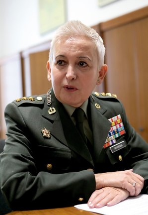 La coronel Begoña Aramendía, segunda mujer que alcanza el rango de general en España