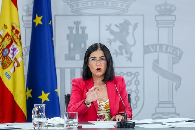 La ministra de Sanidad, Carolina Darias, durante la rueda de prensa posterior al Consejo Interterritorial del Sistema Nacional de Salud, a 4 de agosto de 2021, en La Moncloa, Madrid, (España). 