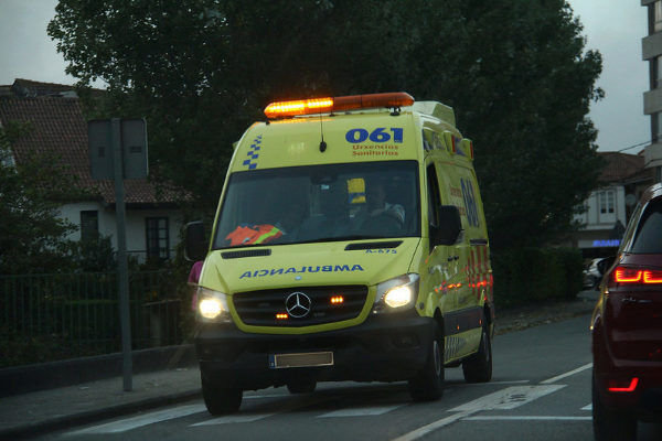 Ambulancia del 061 Galicia.