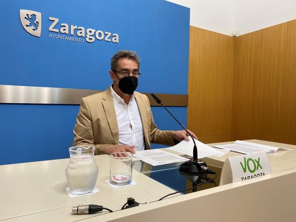 Archivo - El presidente provincial y portavoz de VOX en el Ayntamiento de Zaragoza, Julio Calvo