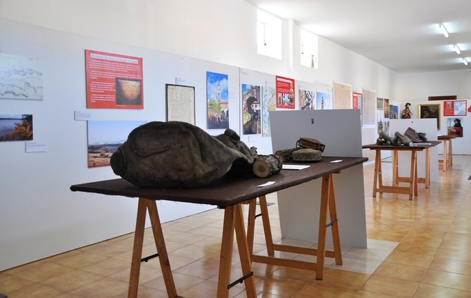 Una imagen de la exposición sobre Künig en Villamejil.