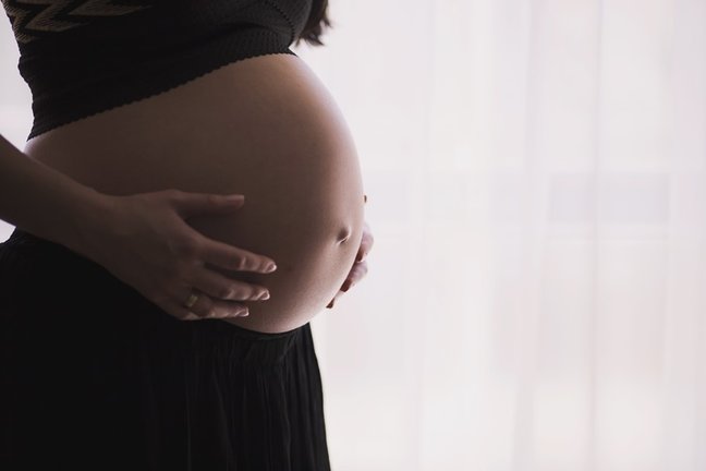 Archivo - Mujer embarazada en una imagen de archivo
