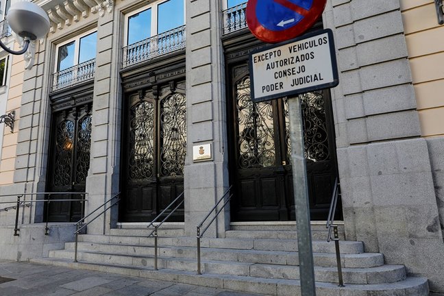 Archivo - Entrada al edificio del Consejo General del Poder Judicial (CGPJ).