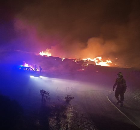 Imagen del incendio en Navalacruz.