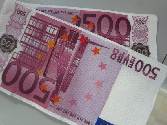 Archivo - Billetes de 500 euros
