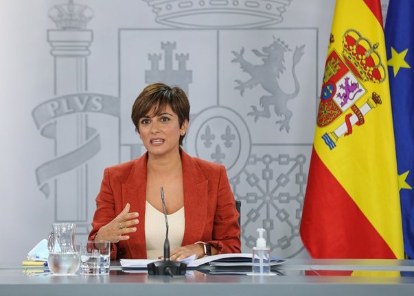 La ministra de Política Territorial y portavoz del Gobierno, Isabel Rodríguez García, en una rueda de prensa posterior al Consejo de Ministros, a 31 de agosto de 2021, en Madrid, (España)
