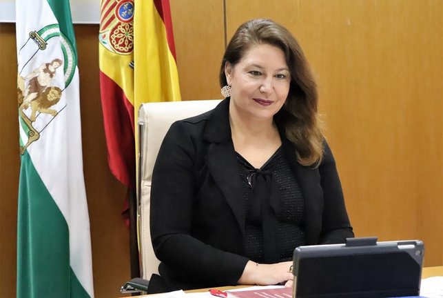 La consejera de Agricultura, Ganadería, Pesca y Desarrollo Sostenible, Carmen Crespo, durante la constitución de la comisión de seguimiento de Ecomares.
