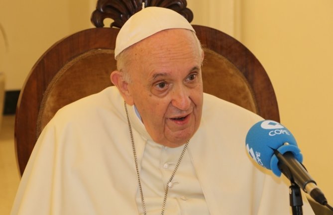 El Papa Francisco concede una entrevista a la cadena COPE