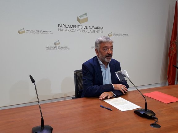 Archivo - El senador autonómico por Navarra, Koldo Martínez (Geroa Bai)