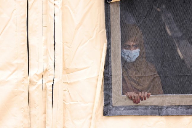 Mujer afgana evacuada a Alemania