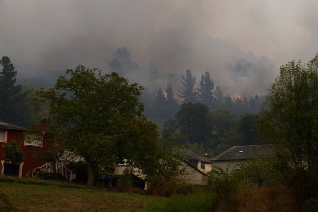 Incendios de un fuego en el municipio de Quiroga (Margaride), en la provincia de Lugo a 6 de septiembre de 2021, en Galicia (España).