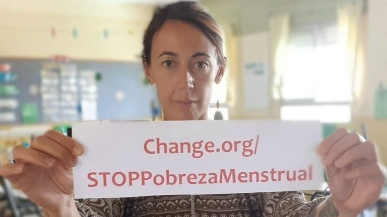 Petición en Change.Org contra la pobreza menstrual.