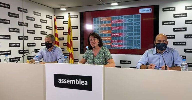 El presidente de la AMI, Jordi Gaseni, la de la ANC, Elisenda Paluzie, y el vicepresidente de Òmnium, Marcel Mauri.