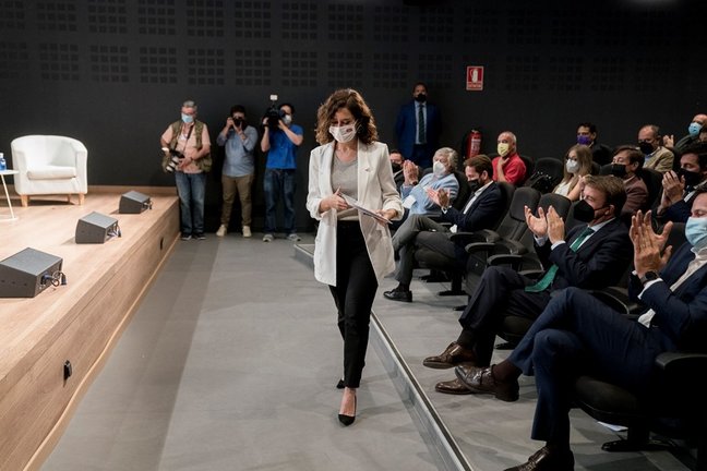 La presidenta de la Comunidad de Madrid, Isabel Díaz Ayuso, en la inauguración de la Jornada Nuevo-Nuevo Periodismo