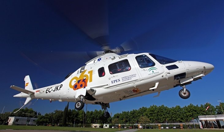 Archivo - Helicóptero del 061 (archivo).