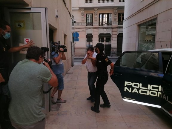 Fiscalía pide 24 años de prisión a un acusado de matar a su pareja de una puñalada en el corazón en Calpe (Alicante)
