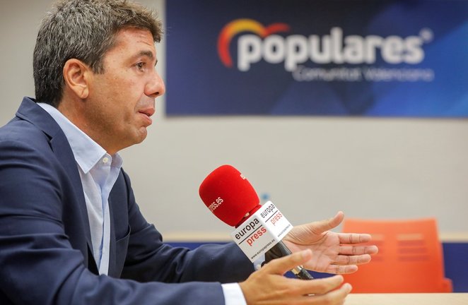 El presidente del PPCV, Carlos Mazón, en una entrevista con Europa Press.