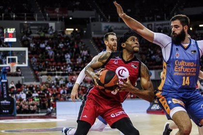 El Valencia Basket vence en casa del Casademont Zaragoza - ACB MEDIA
