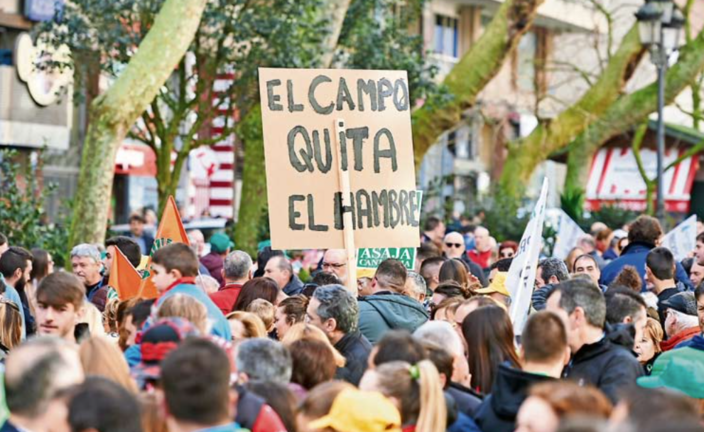 Manifestación de los agrupaciones agrarias por las calles de Santander el 28 de febrero de 2020. / ALERTA