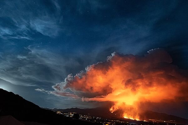 El volcán de Cumbre Vieja, en la isla de La Palma, cumple 62 días desde su erupción el pasado 19 de septiembre.EFE