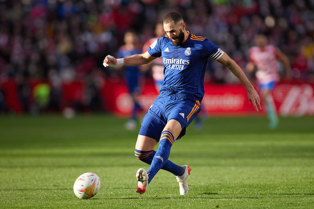Karim Benzema of Real Madrid in action during the spanish league, La Liga Santander, football match played between Granada CF and Real Madrid at Nuevo Los Carmenes stadium on November 21, 2021, in Sevilla, Spain.
AFP7 /  Europa Press
21/11/2021 ONLY FOR USE IN SPAIN